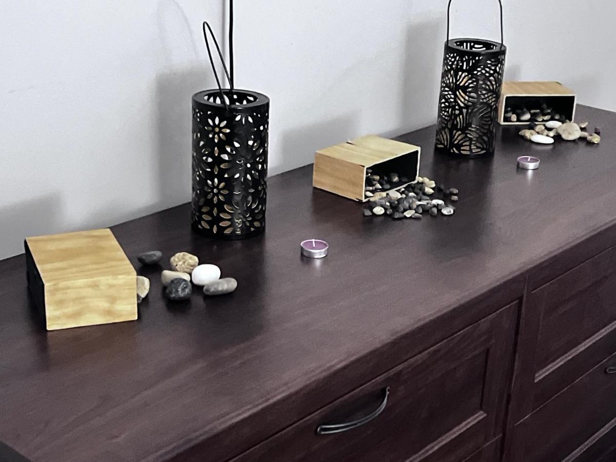 Simplified Living Space Чикаго Экстерьер фото